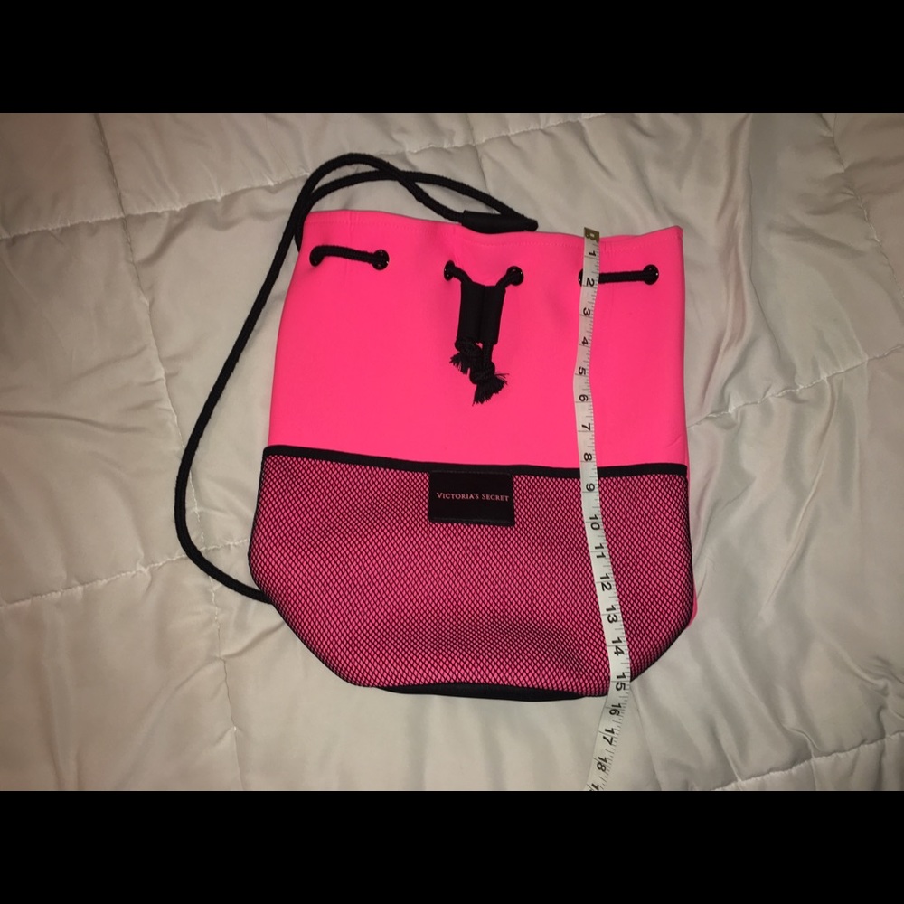 Victoria’s Secret Drawstring Backpack - Picture 6 of 7